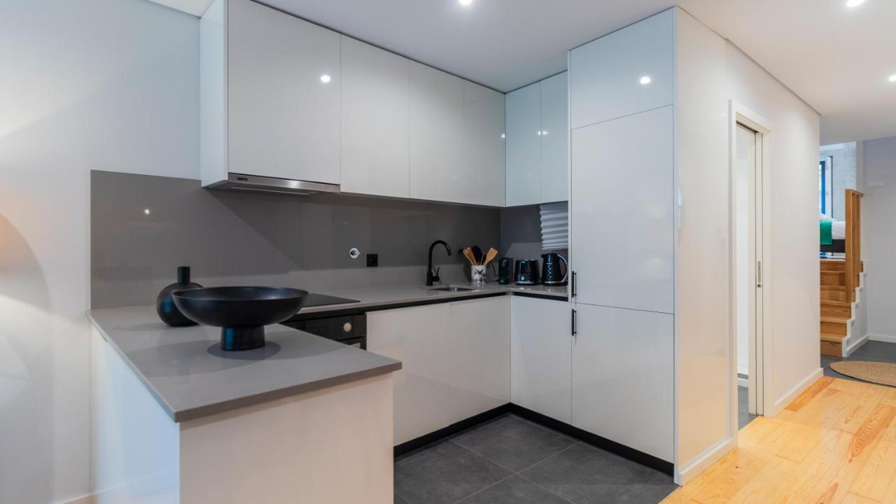 Premium 2Br Flat Near Santa Catarina By Lovelystay Porto Exterior photo